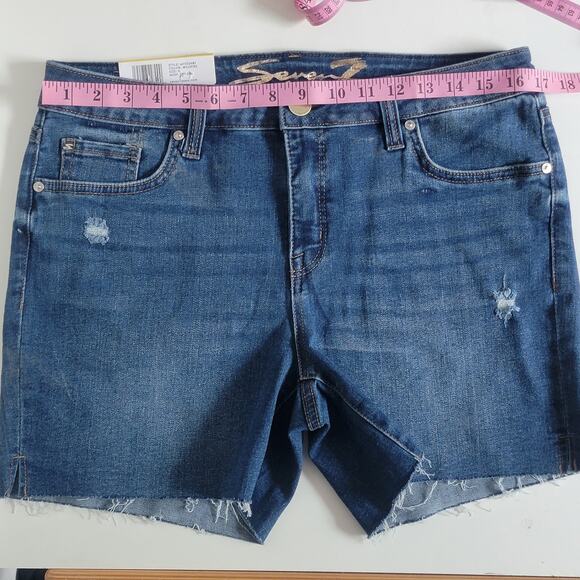 Stretchy Distressed Blue Denim Weekend Cutoff Shorts Sz 8 - Picture 9 of 10
